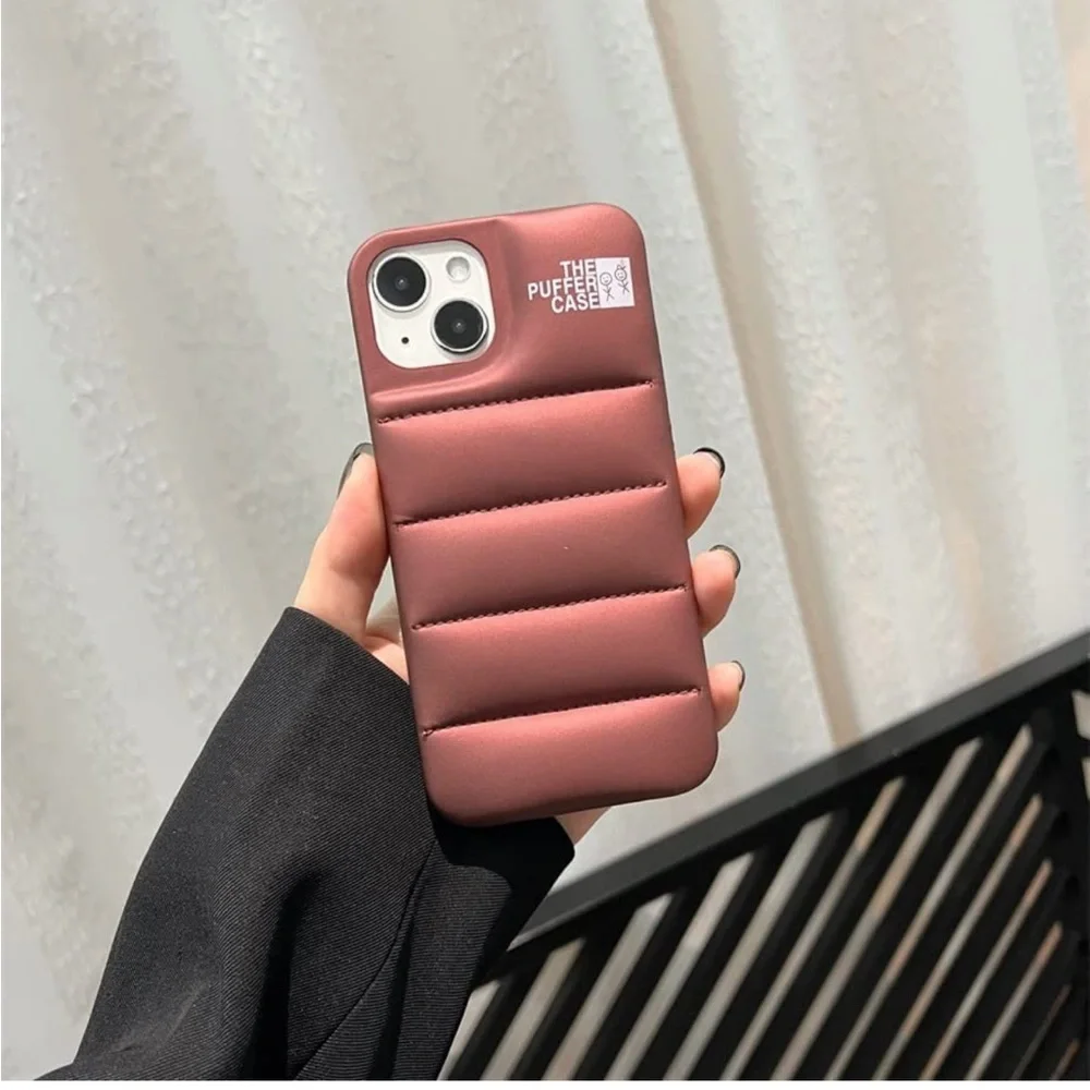 The Puffer case dark pink iPhone 11 Pro Max